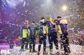 Perbandingan Tim NaVi dengan Organisasi E-Sport Elite Lain